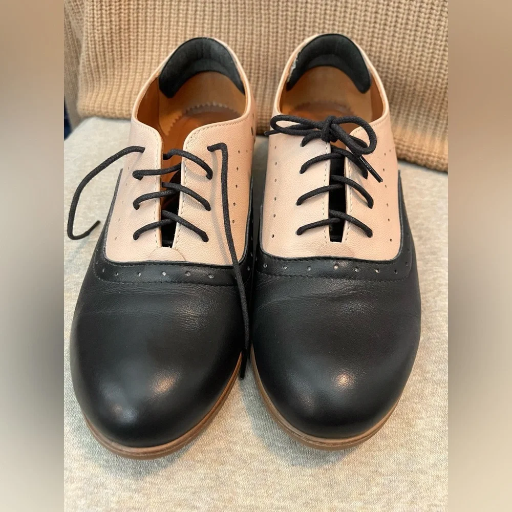 Julia Bo Floral Brogue Leather Oxfords - Size 39 - Picture 5 of 9